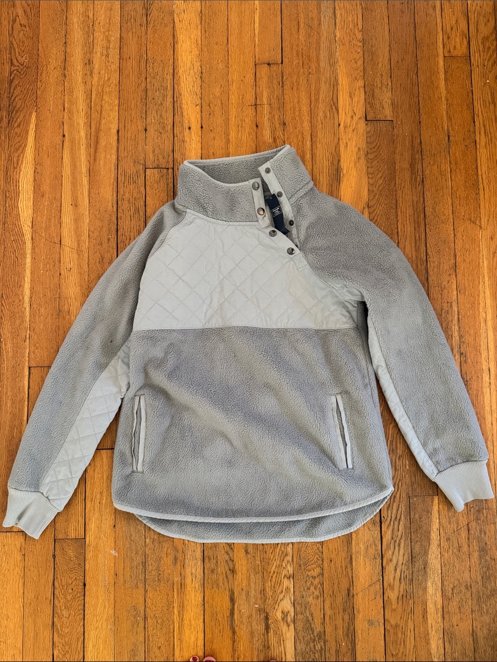 Abercrombie & Fitch Light Gray Quilted Sherpa Jacket